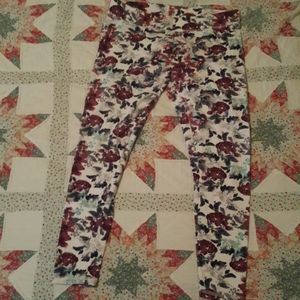 White floral leggings
